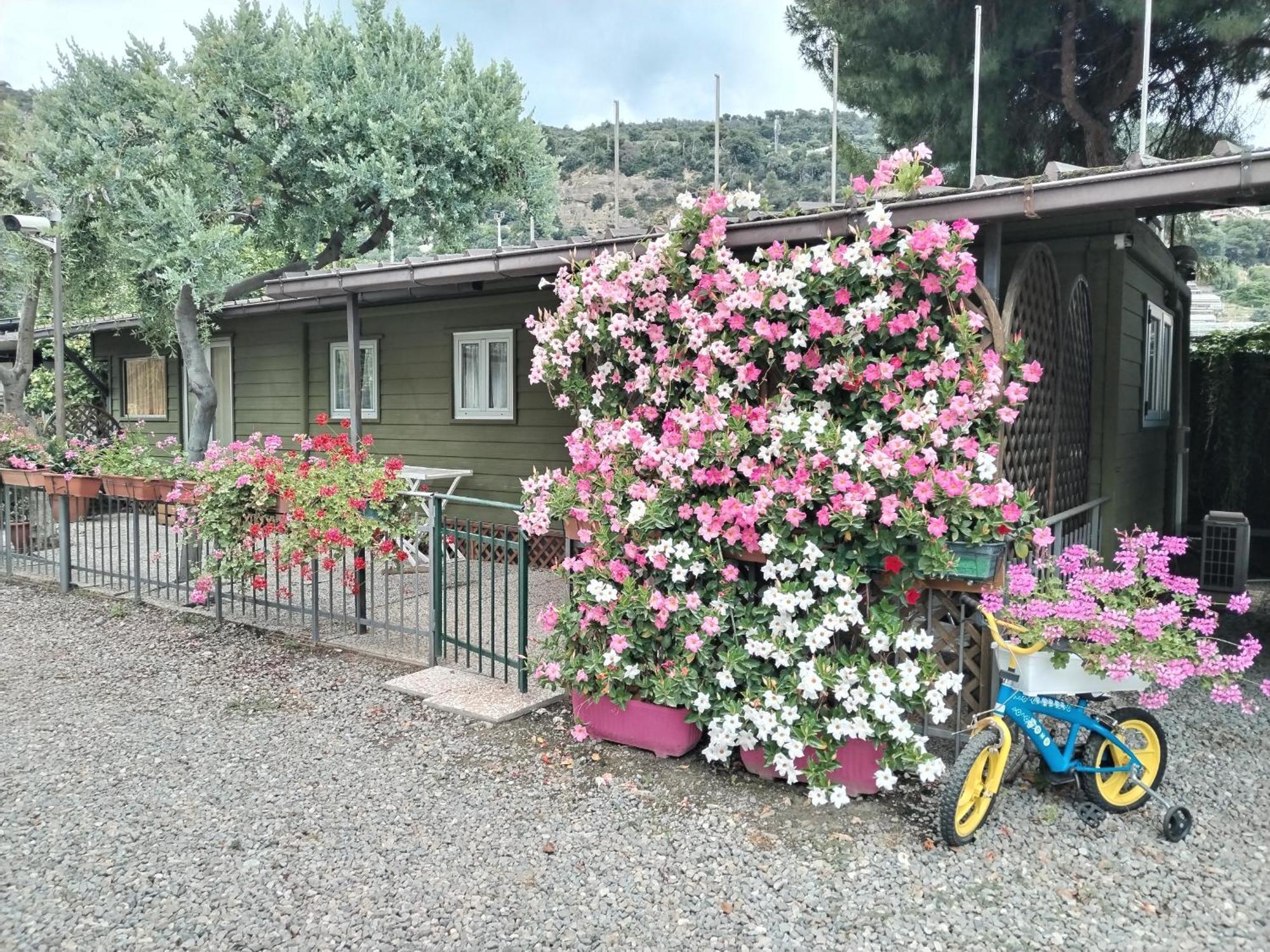 Camping Roma Vintimille Extérieur photo